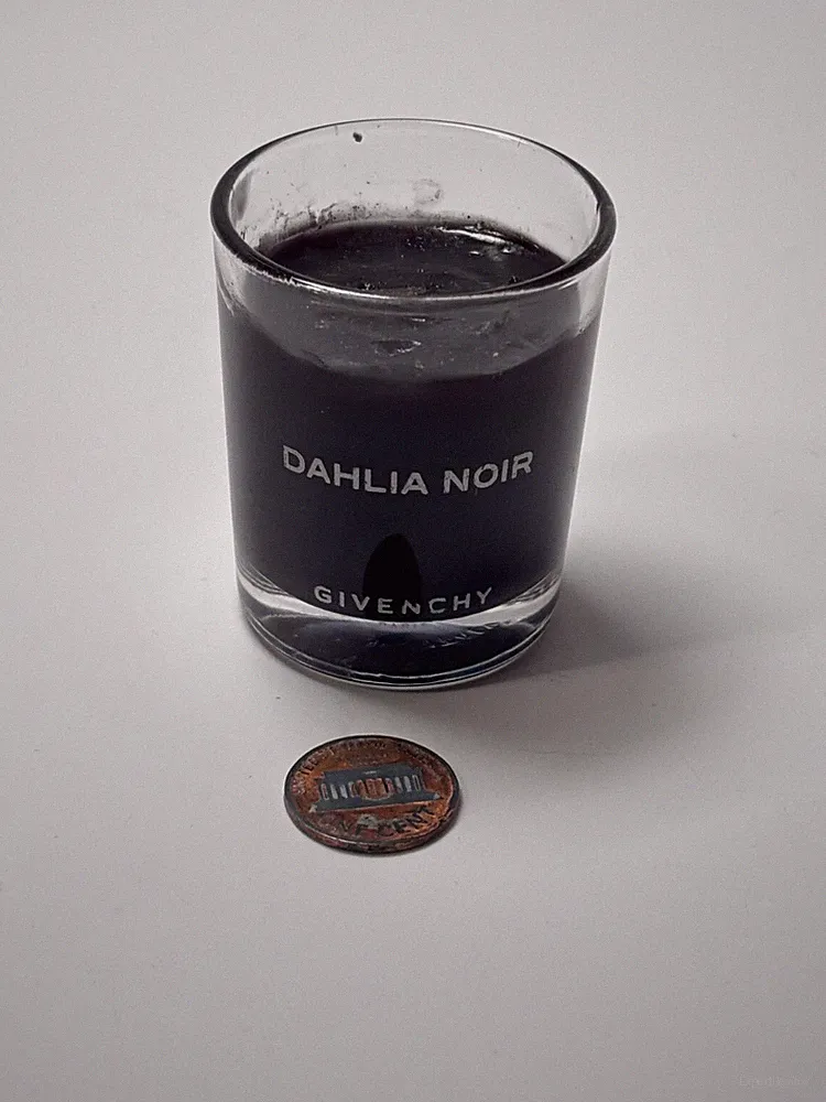 CRACKED New Givenchy Paris Dahlia Noir Scented Perfumed Candle MINI Votive
