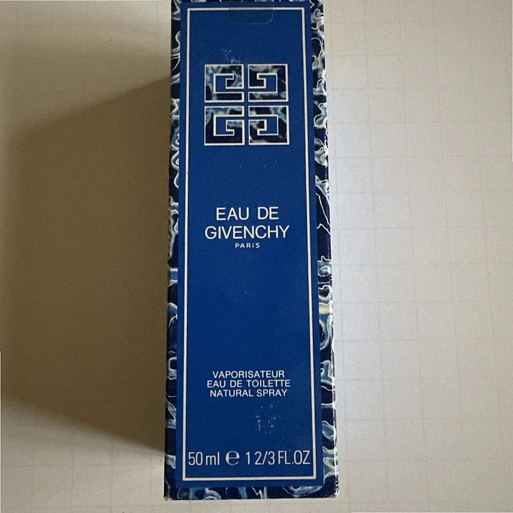 Eau De GIVENCHY Eau de Toilette RARE original EDT 1.7 Oz Womens Perfume Sealed
