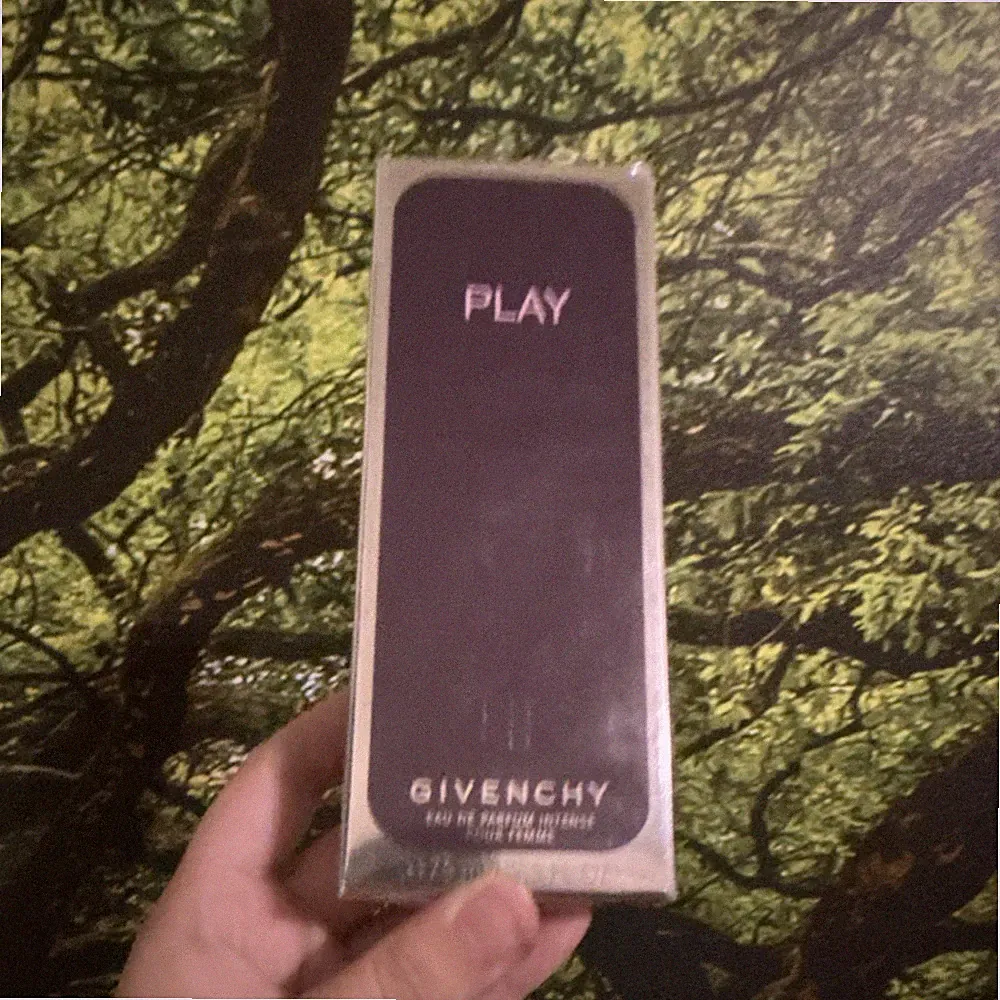 Givenchy Play Eau de Parfum Intense Spray 3.3 fl oz / 100 ml Fragrance